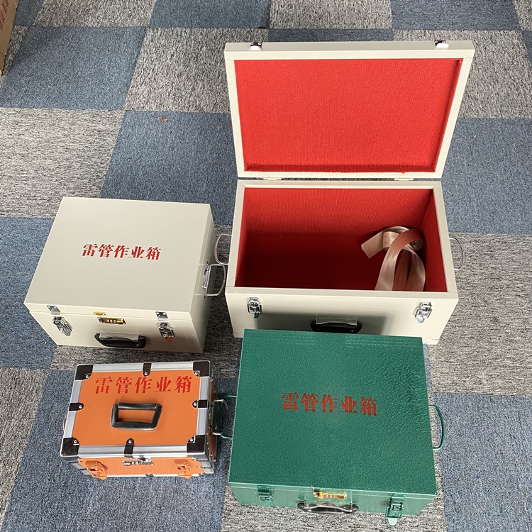 坊子爆破工程作业箱如何选择?玻璃钢与传统材质的全面对比